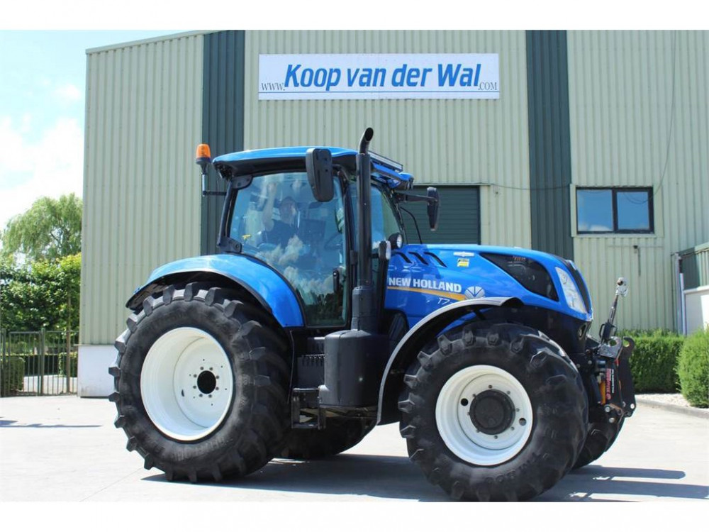 New Holland T7.225 AC New Holland T7.225 AC