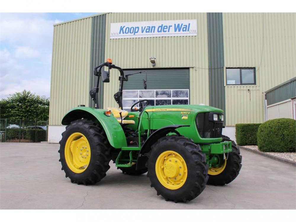 John Deere 5050E 4wd John Deere 5050E 4wd