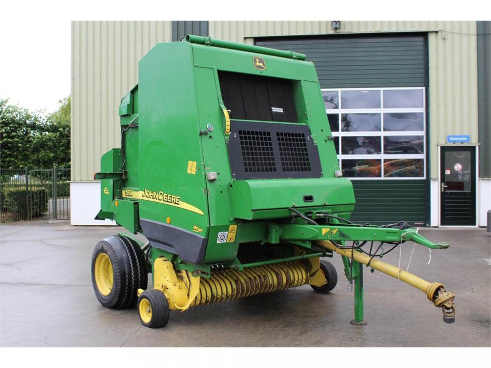 John Deere 592 John Deere 592