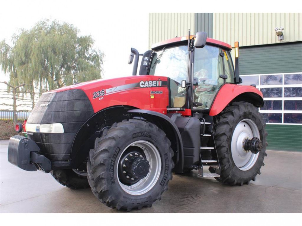 Case IH Magnum 235 CVX AFS Case IH Magnum 235 CVX AFS