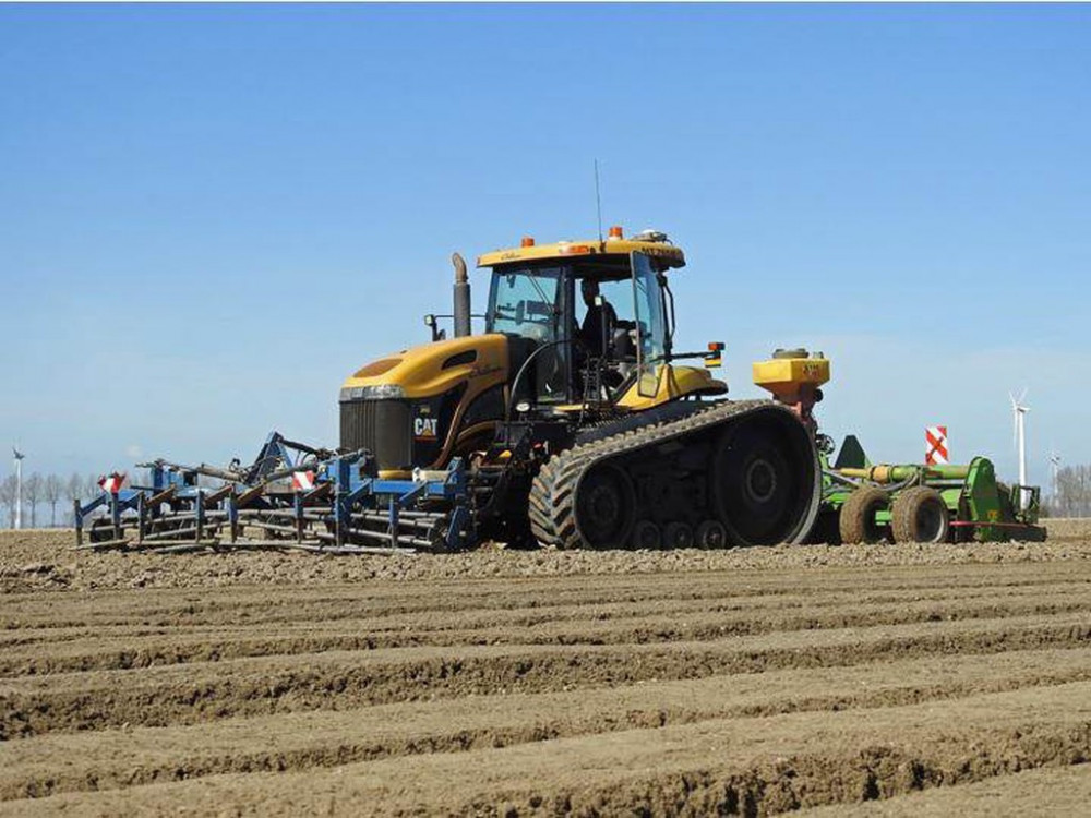 Caterpillar Challenger 765B Caterpillar Challenger 765B