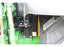 John Deere 6120M with 623R loader