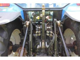 New Holland TM175