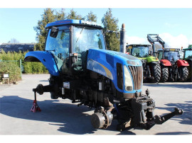 New Holland T8020