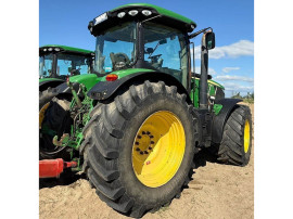 John Deere 7230R
