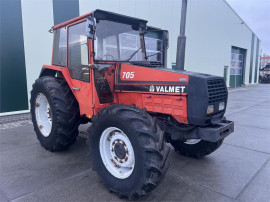 Valtra Valmet 705