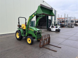 John Deere 3720 3 Speed e-Hydro & frontloader