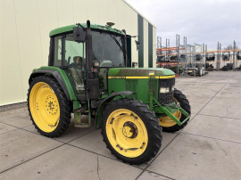 John Deere 6110 PowerQuad