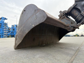 Takeuchi TB240 minigraafmachine