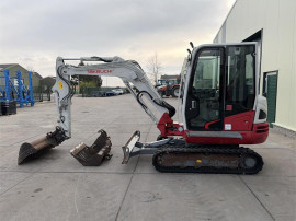 Takeuchi TB240 minigraafmachine