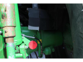John Deere 6000- 20 6 cyl.