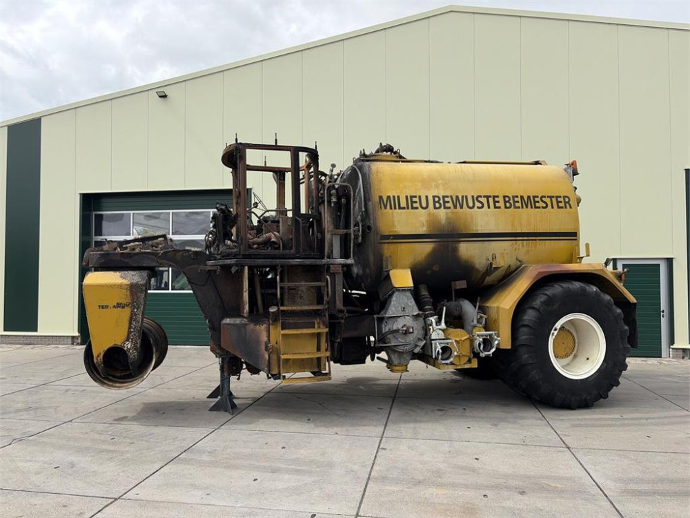 Challenger Terragator TG8133