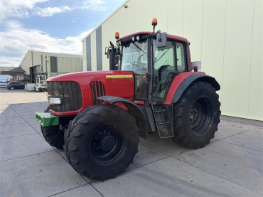 John Deere 6520