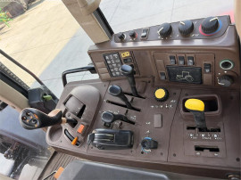 John Deere 6520