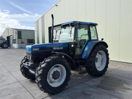 New Holland 8340 SLE